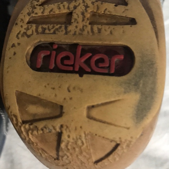 “RIEKER” “Doris” Blue Laser Cut Mary Jane Shoes. - Picture 10 of 14